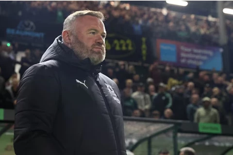  "متذيل تشامبيونشيب".. إقالة واين روني من تدريب بليموث أرجايل